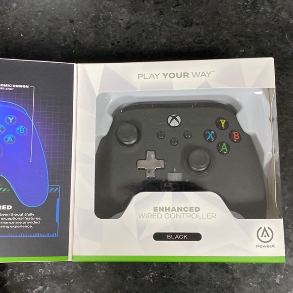 BNIB: PowerA Wired Controller for Xbox Series X|S - Black - Picture 2 of 5